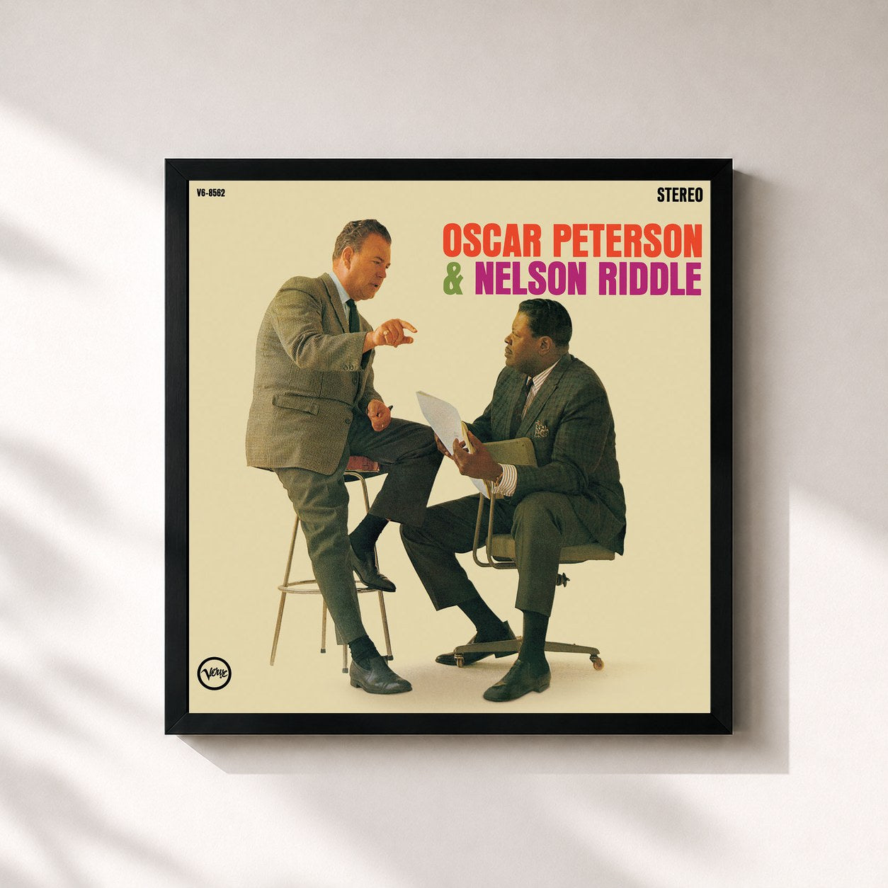#noir Tableau carré de l'album Oscar Peterson & Nelson Riddle de Oscar Peterson, cadre noir 32x32 cm