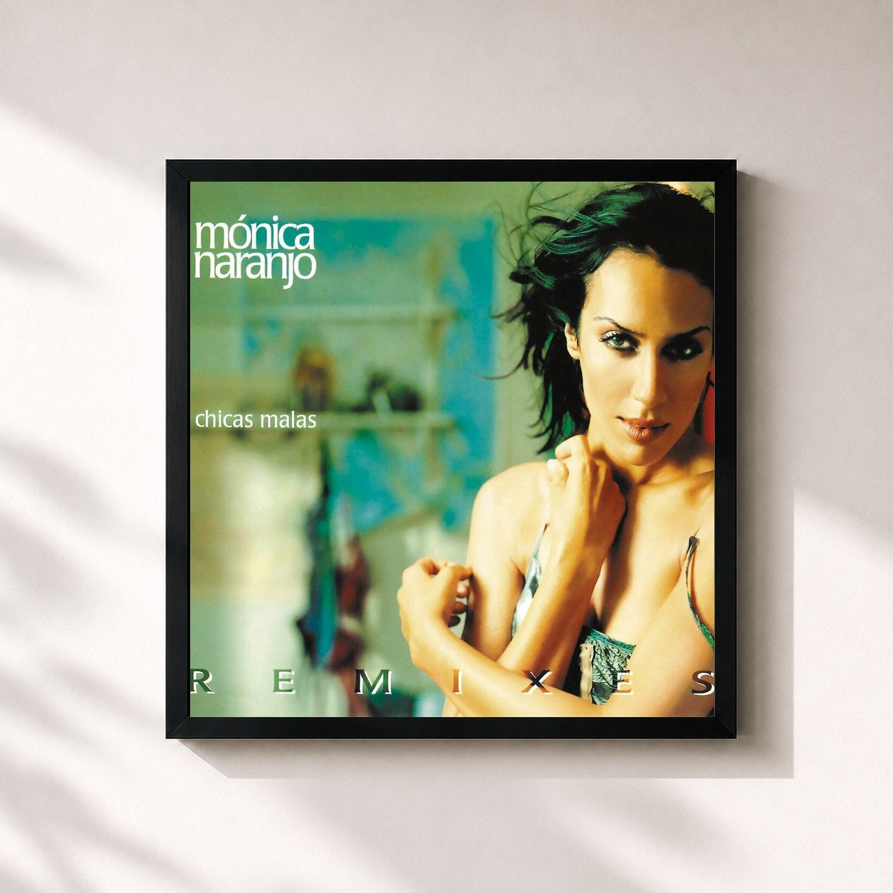 #noir Tableau carré de l'album Chicas Malas (Remixes) (Remasterizado 2024) de Mónica Naranjo, cadre noir 32x32 cm