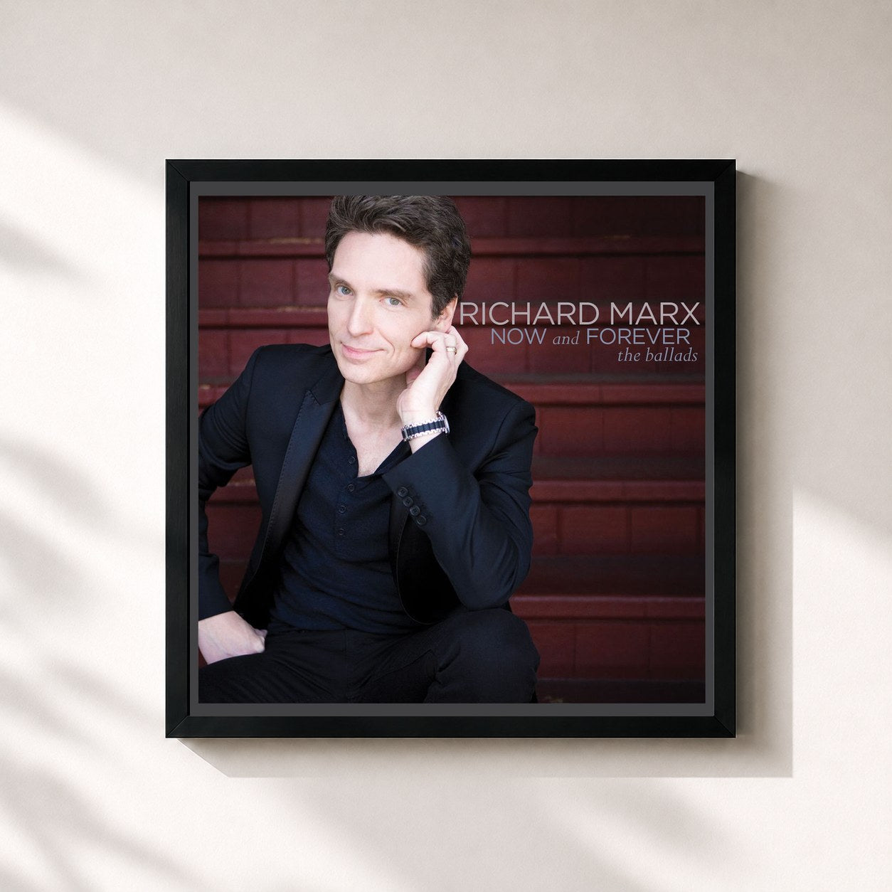 #noir Tableau carré de l'album Now and Forever: The Ballads de Richard Marx, cadre noir 32x32 cm