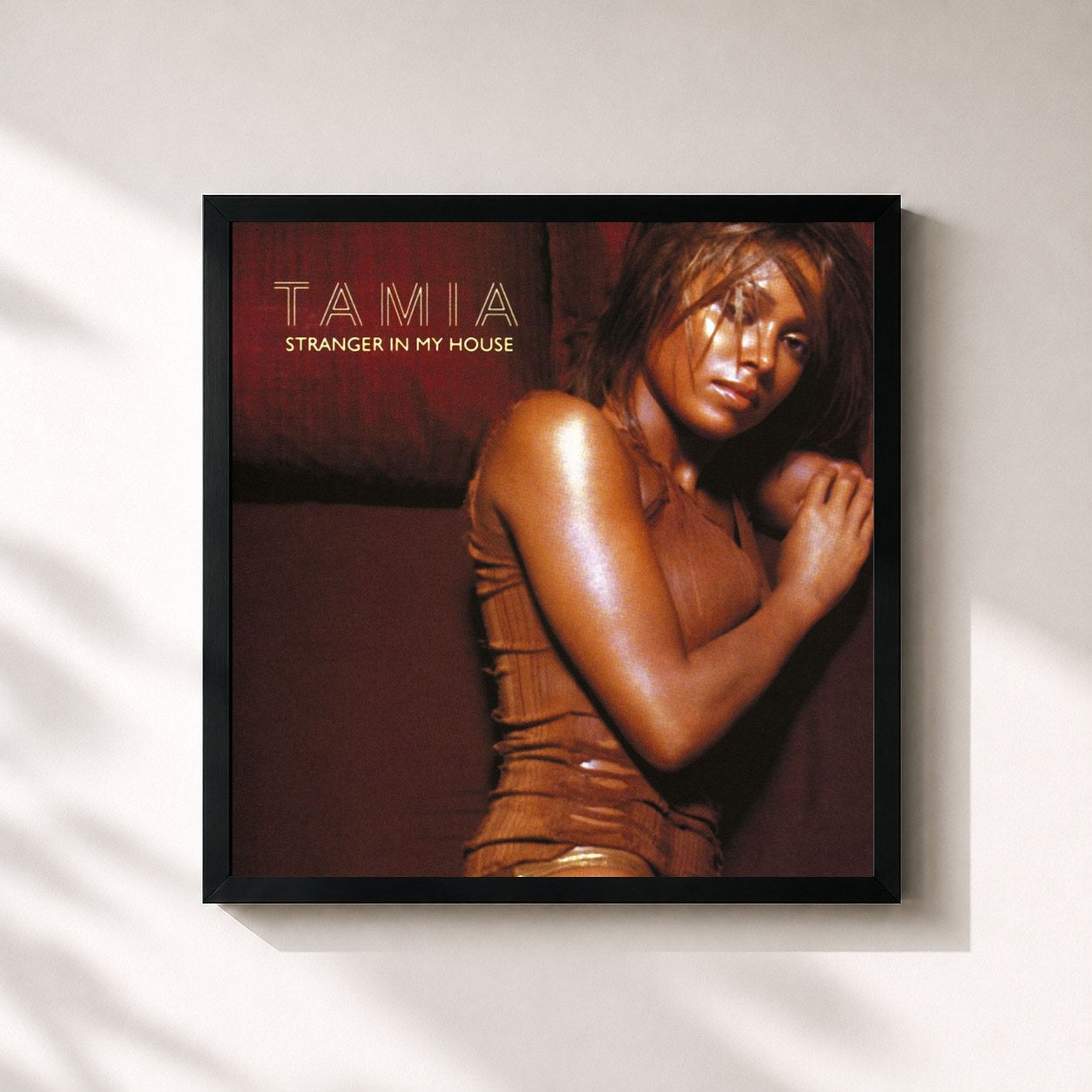 #noir Tableau carré de l'album Stranger in My House de Tamia, cadre noir 32x32 cm