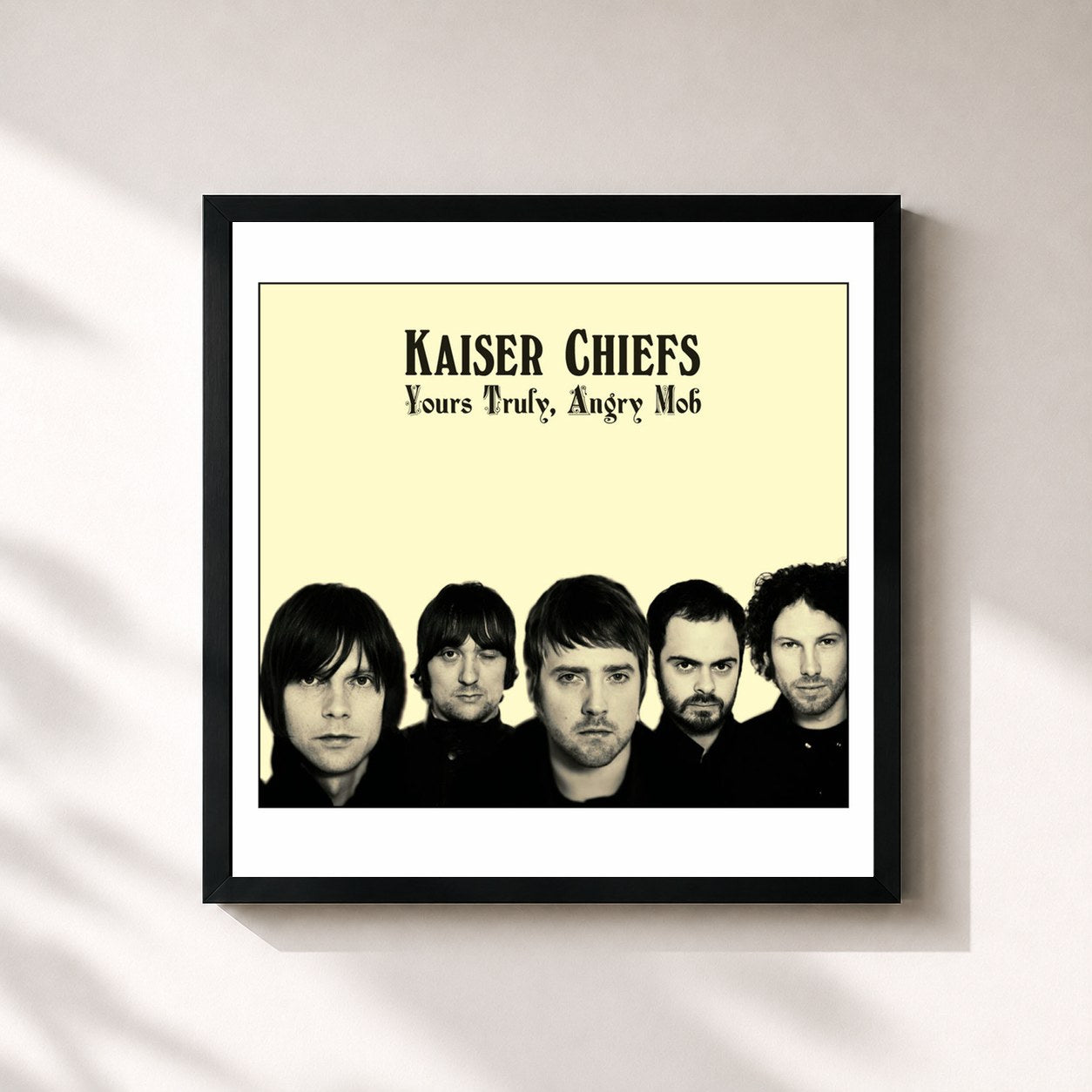 #noir Tableau carré de l'album Yours Truly, Angry Mob (Deluxe) de Kaiser Chiefs, cadre noir 32x32 cm