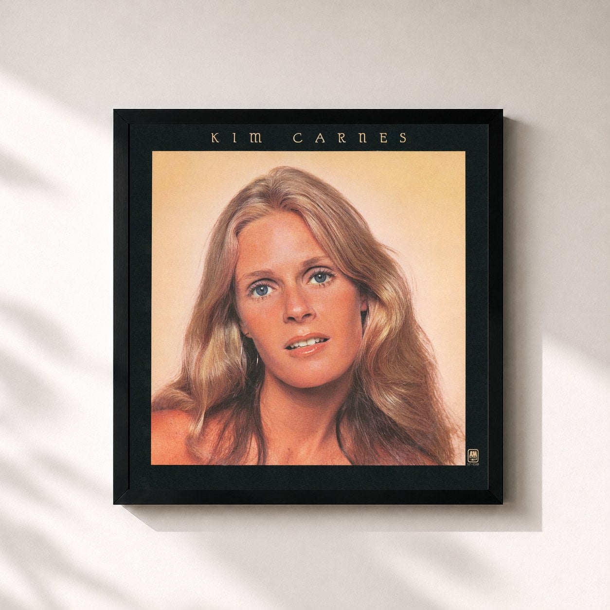 #noir Tableau carré de l'album Kim Carnes de Kim Carnes, cadre noir 32x32 cm