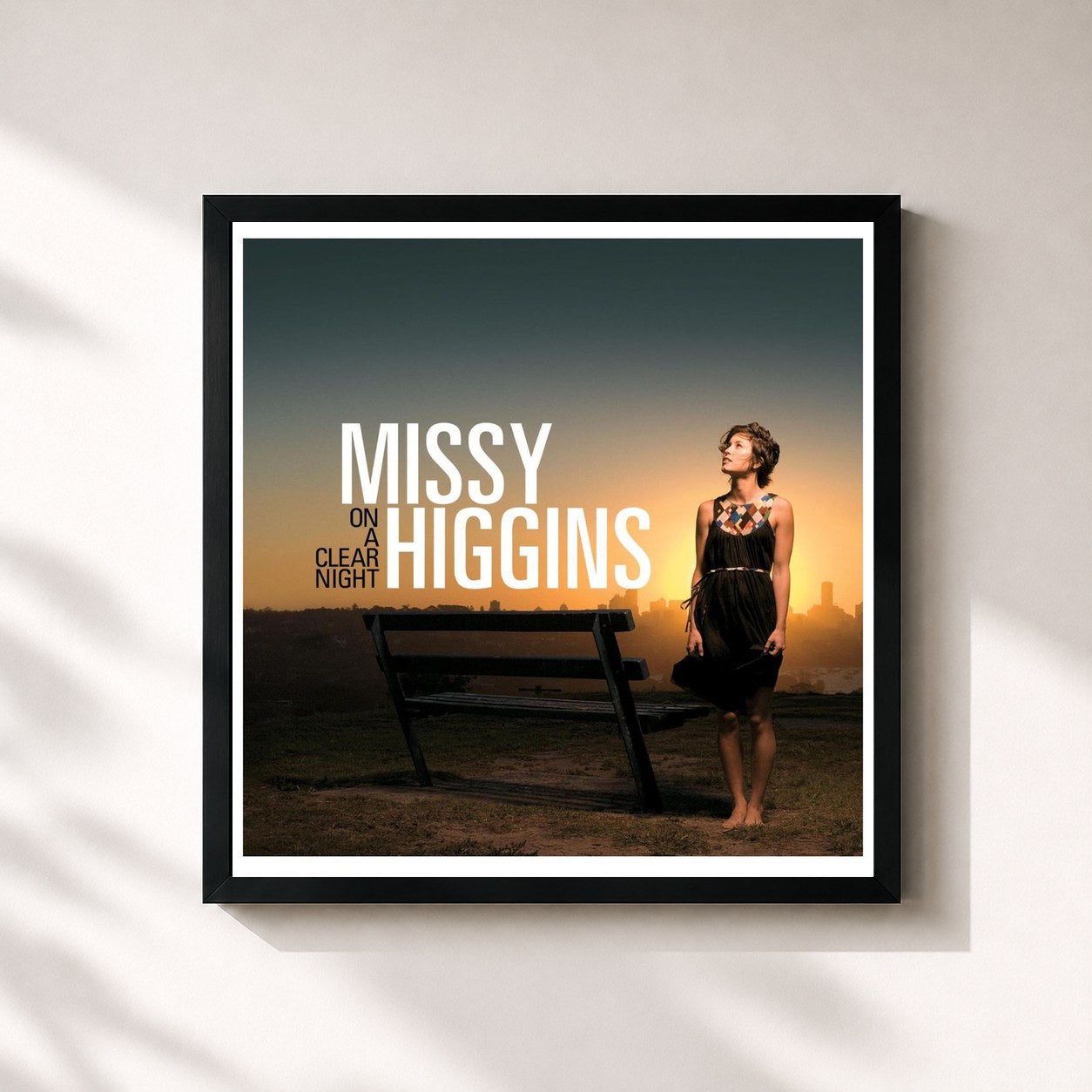 #noir Tableau carré de l'album On a Clear Night de Missy Higgins, cadre noir 32x32 cm