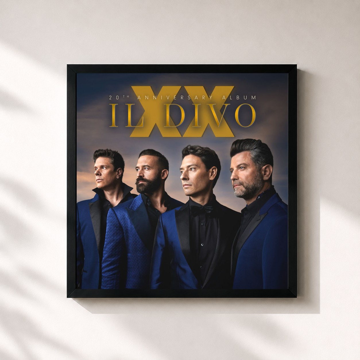 #noir Tableau carré de l'album XX de Il Divo, cadre noir 32x32 cm