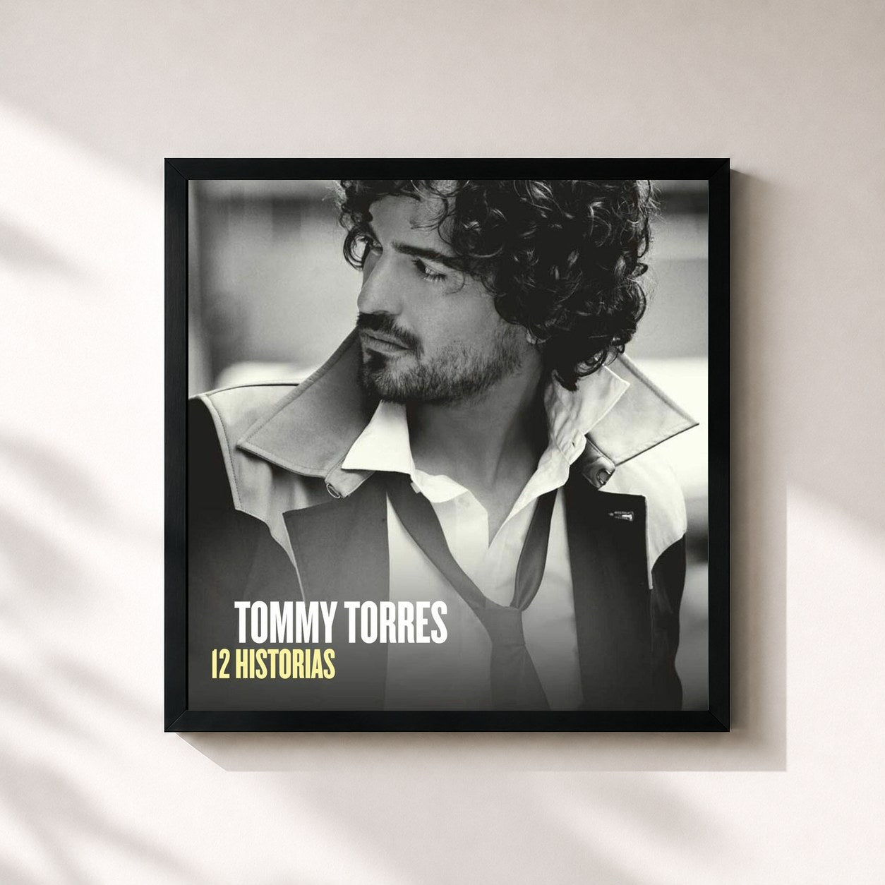 #noir Tableau carré de l'album 12 Historias (With Digital Booklet) de Tommy Torres, cadre noir 32x32 cm
