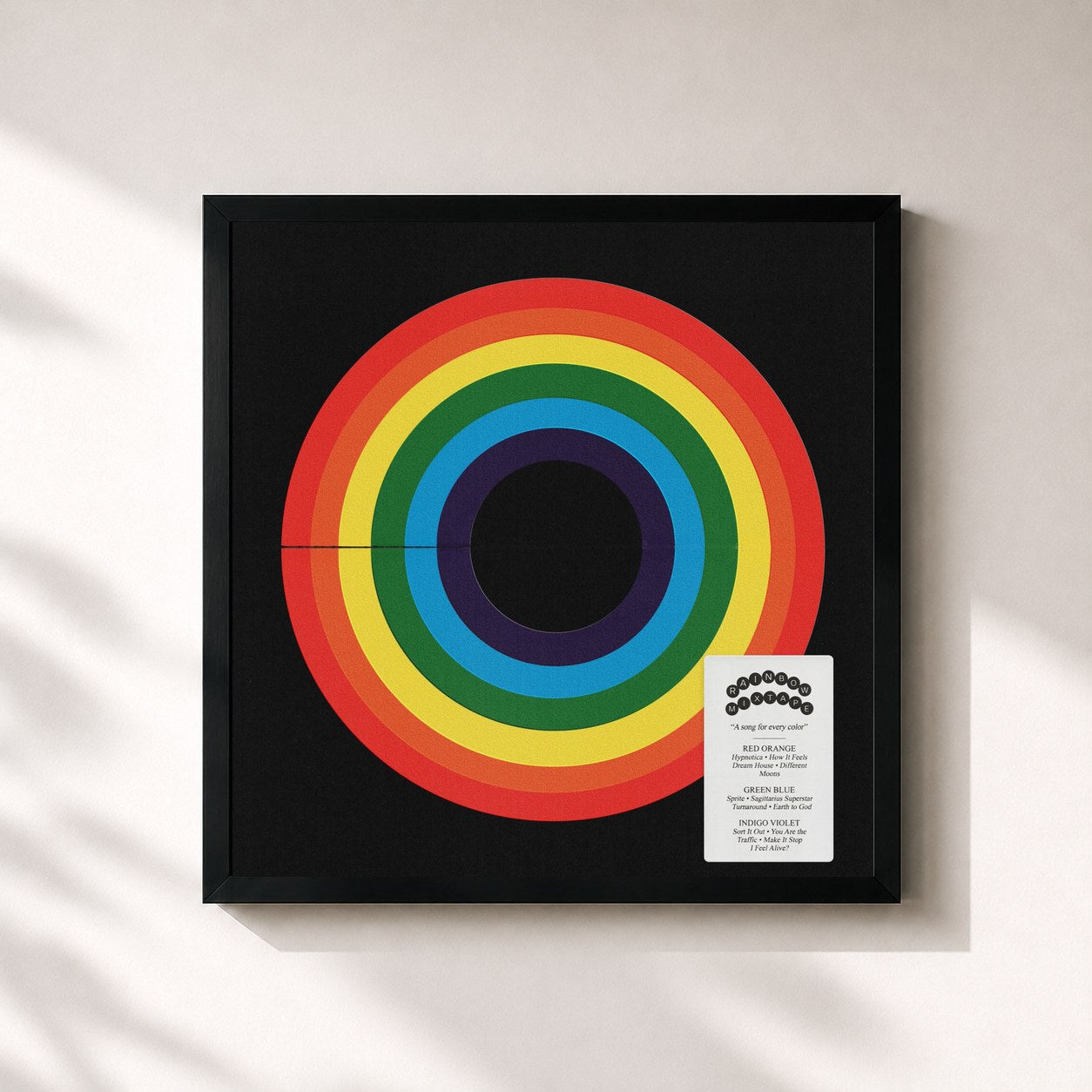 #noir Tableau carré de l'album Rainbow Mixtape de Coin, cadre noir 32x32 cm