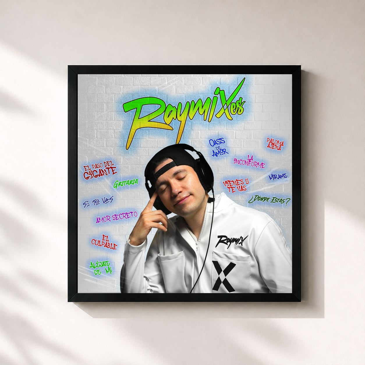 #noir Tableau carré de l'album RAYMIXes (Remix) de Raymix, cadre noir 32x32 cm