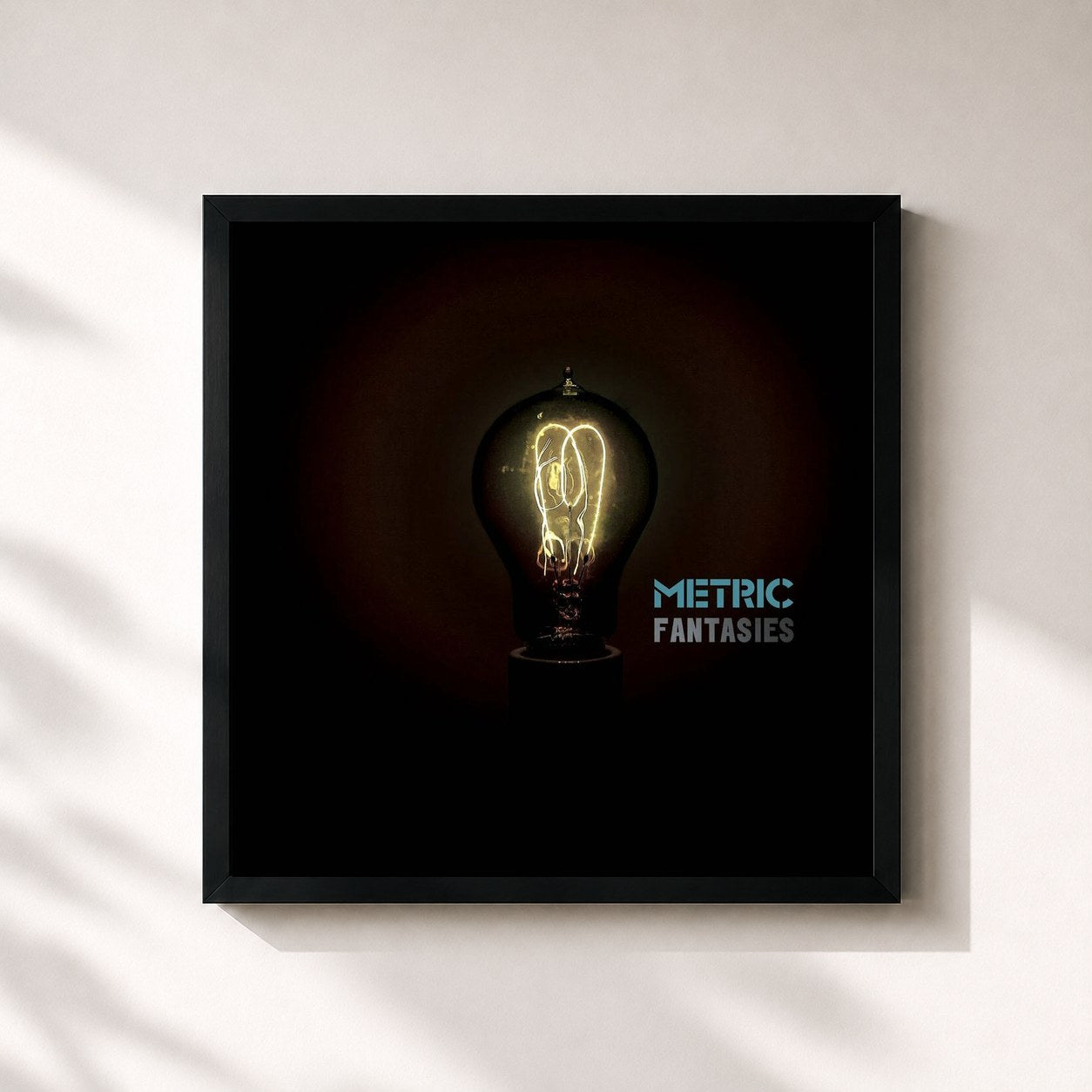 #noir Tableau carré de l'album Fantasies de Metric, cadre noir 32x32 cm