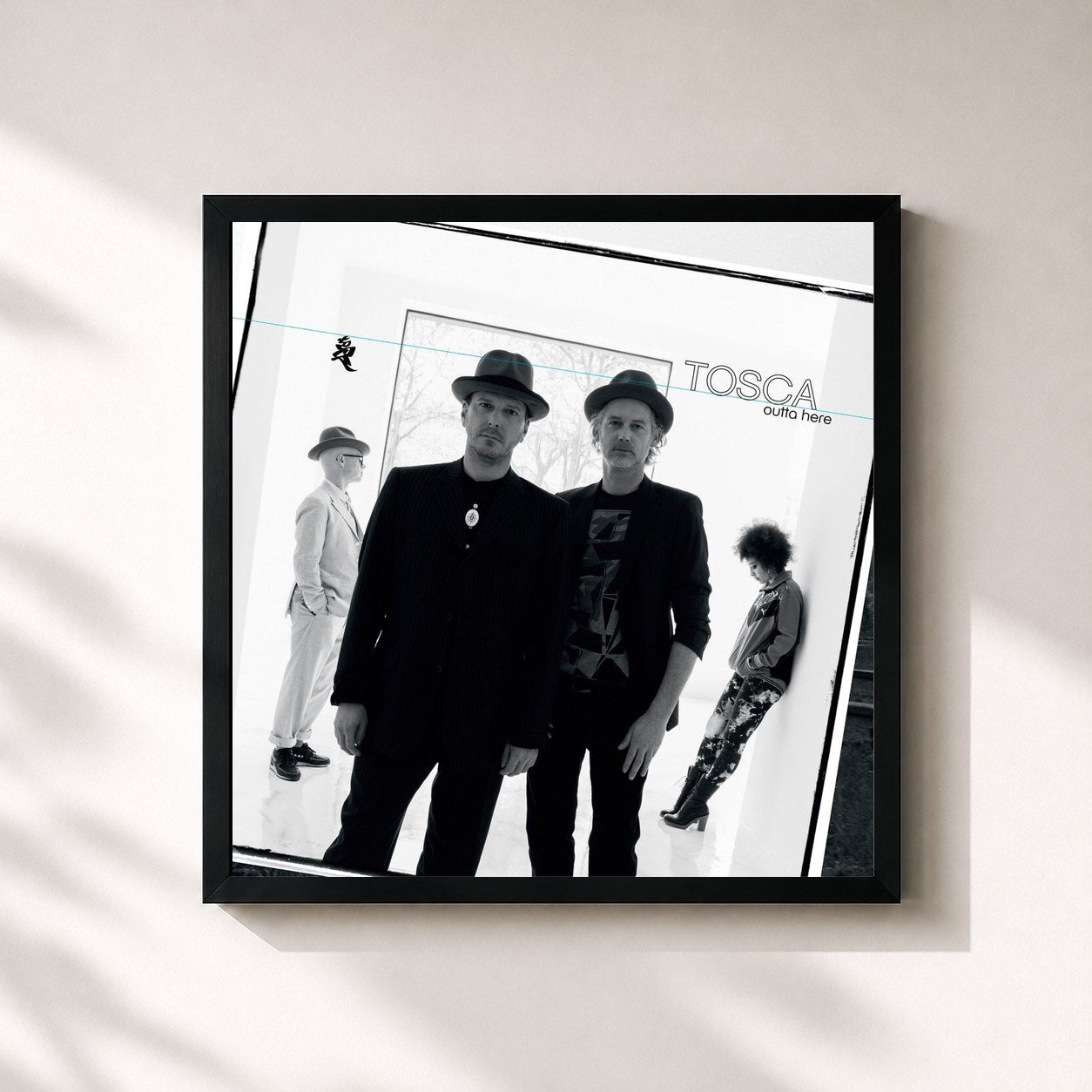 #noir Tableau carré de l'album Outta Here de Tosca, cadre noir 32x32 cm