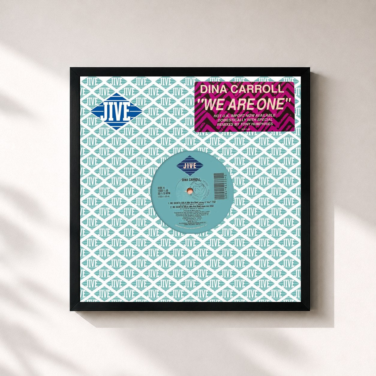 #noir Tableau carré de l'album Me Sienta Sola (We Are One) de Dina Carroll, cadre noir 32x32 cm