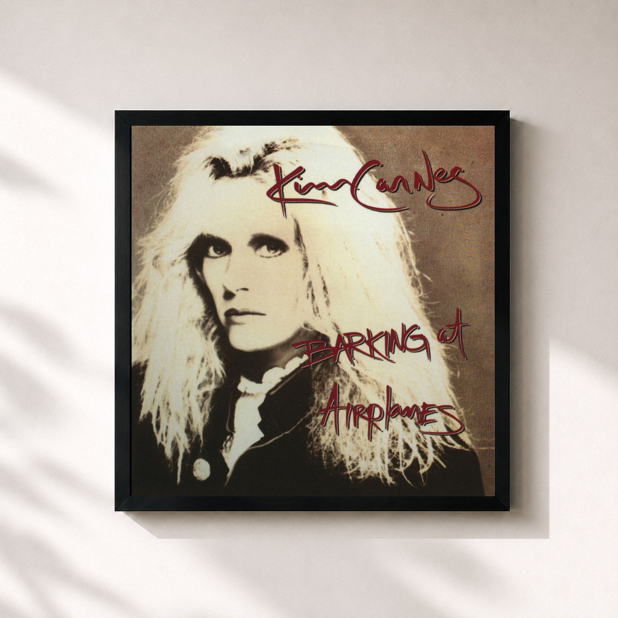 #noir Tableau carré de l'album Barking At Airplanes (Expanded Edition) de Kim Carnes, cadre noir 32x32 cm