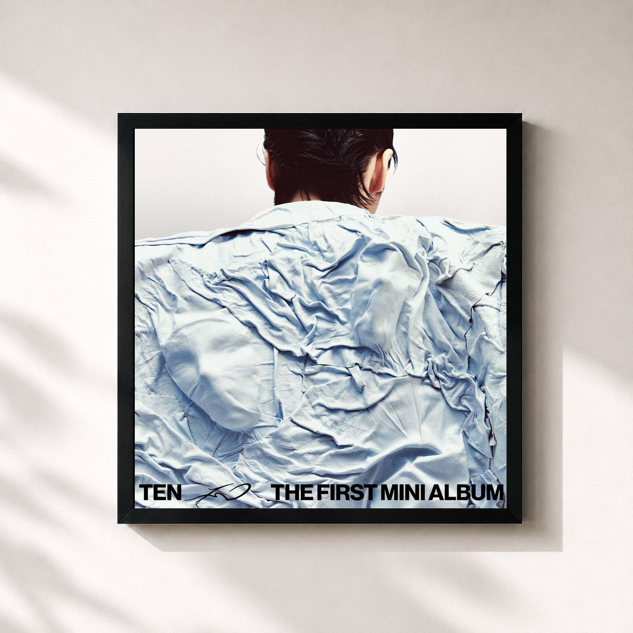 #noir Tableau carré de l'album TEN - The 1st Mini Album de TEN, cadre noir 32x32 cm