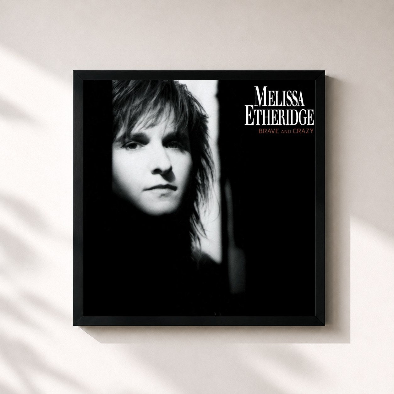 #noir Tableau carré de l'album Brave And Crazy de Melissa Etheridge, cadre noir 32x32 cm