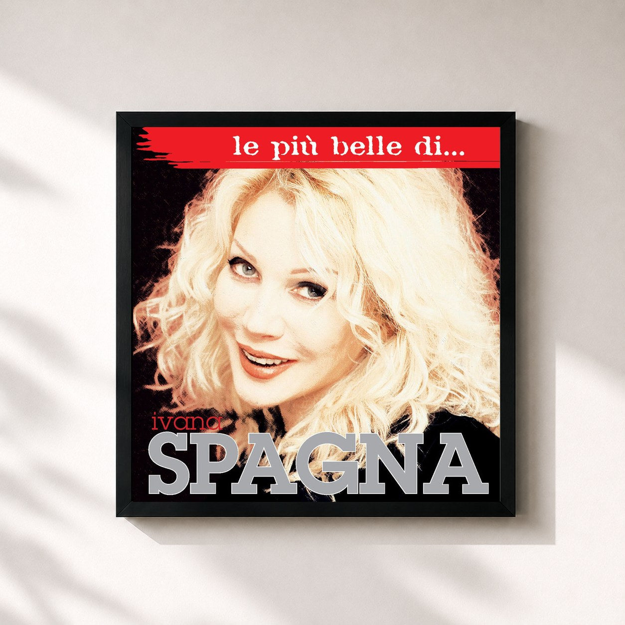 #noir Tableau carré de l'album Ivana Spagna de Ivana Spagna, cadre noir 32x32 cm