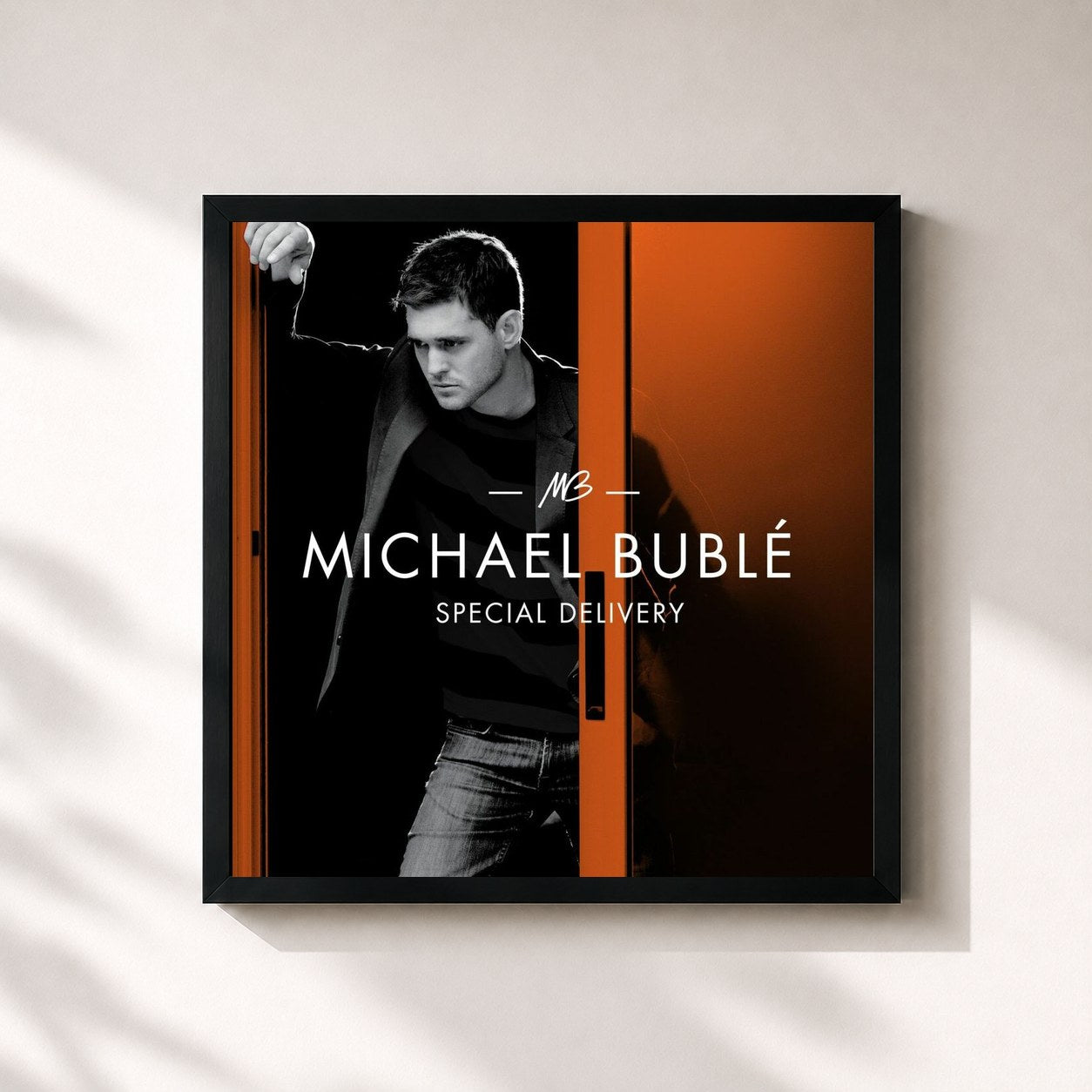 #noir Tableau carré de l'album Special Delivery de Michael Bublé, cadre noir 32x32 cm