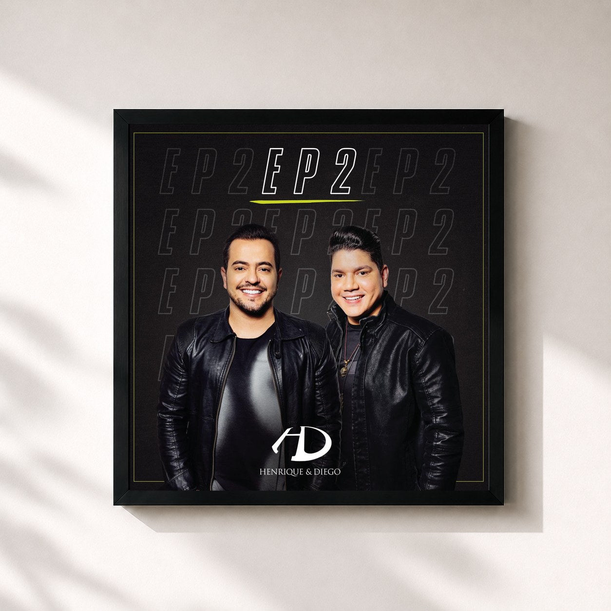 #noir Tableau carré de l'album EP 2 de Henrique & Diego, cadre noir 32x32 cm