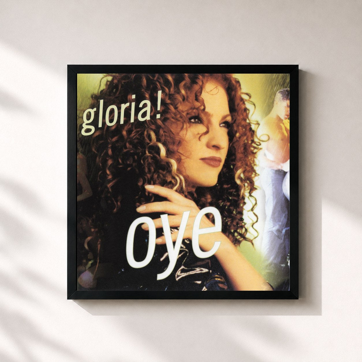 #noir Tableau carré de l'album Oye (English Remixes) de Gloria Estefan, cadre noir 32x32 cm