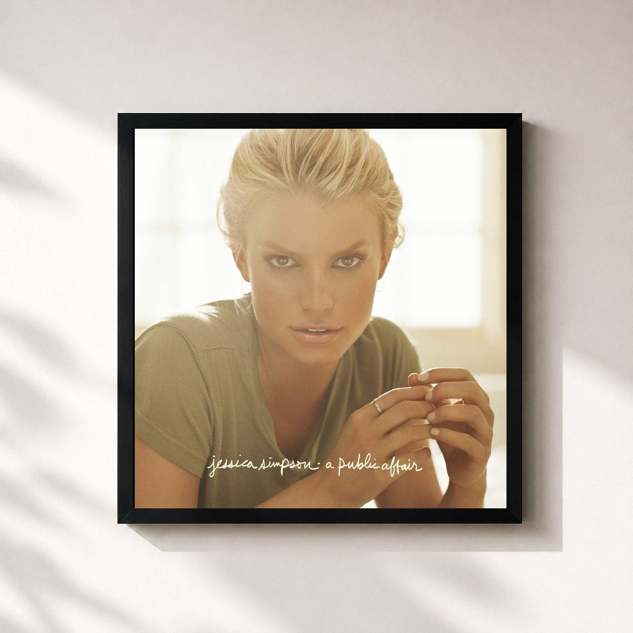#noir Tableau carré de l'album A Public Affair de Jessica Simpson, cadre noir 32x32 cm
