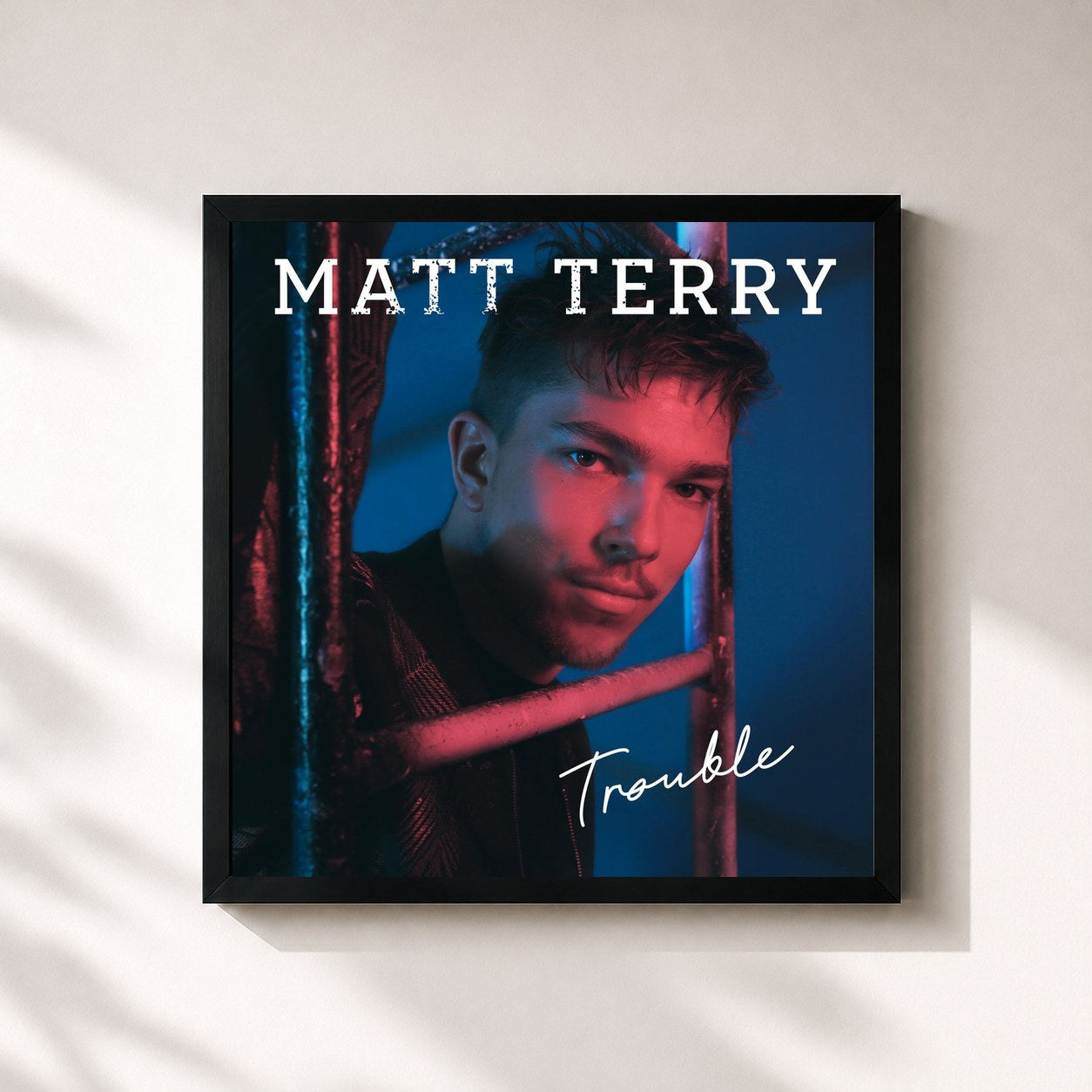 #noir Tableau carré de l'album Trouble de Matt Terry, cadre noir 32x32 cm