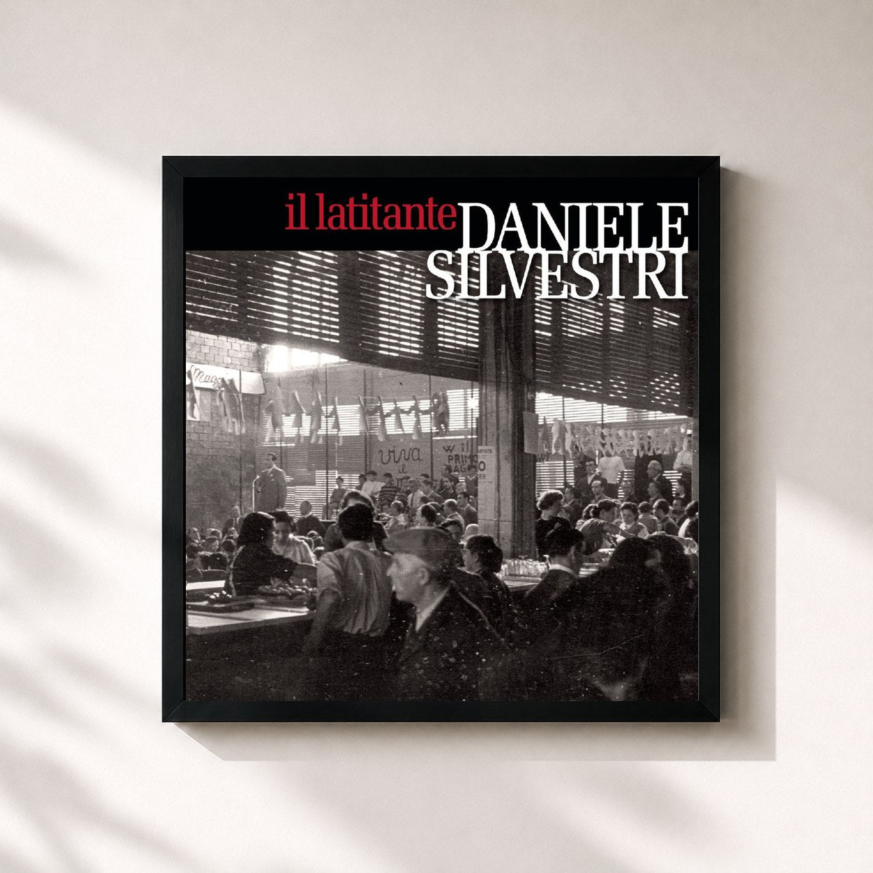 #noir Tableau carré de l'album Il Latitante de Daniele Silvestri, cadre noir 32x32 cm