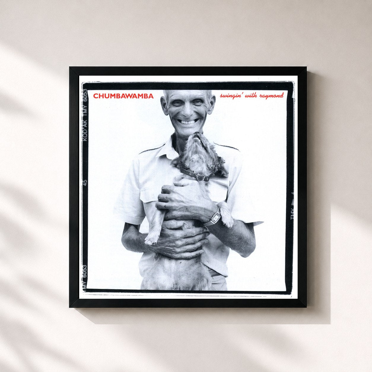 #noir Tableau carré de l'album Swinging With Raymond de Chumbawamba, cadre noir 32x32 cm