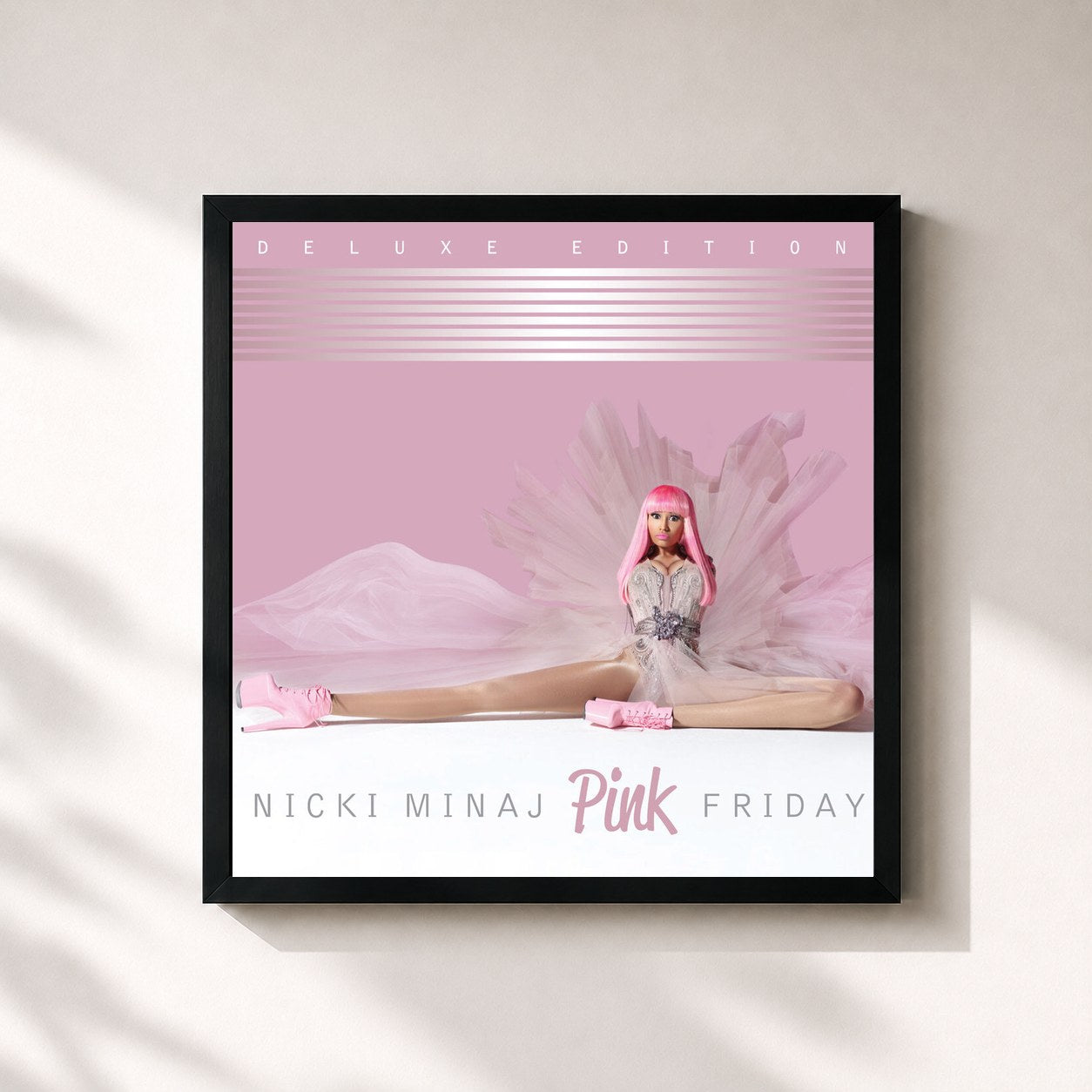 #noir Tableau carré de l'album Pink Friday (Deluxe Edition) de Nicki Minaj, cadre noir 32x32 cm