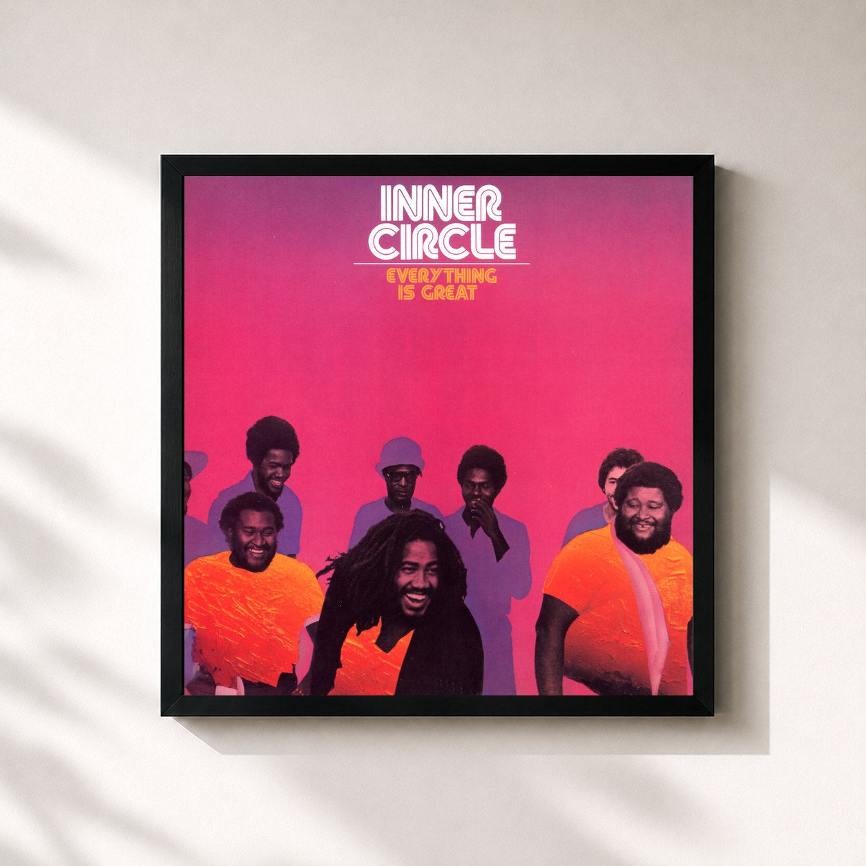 #noir Tableau carré de l'album Everything Is Great de Inner Circle, cadre noir 32x32 cm
