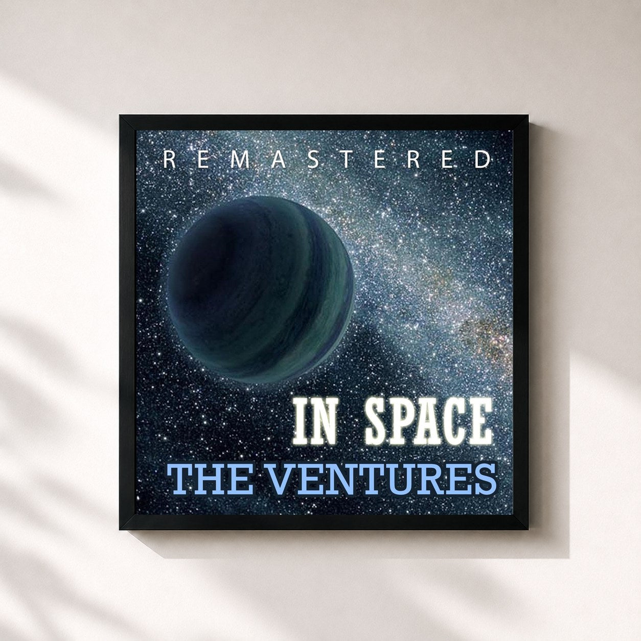 #noir Tableau carré de l'album In Space (Remastered) de The Ventures, cadre noir 32x32 cm