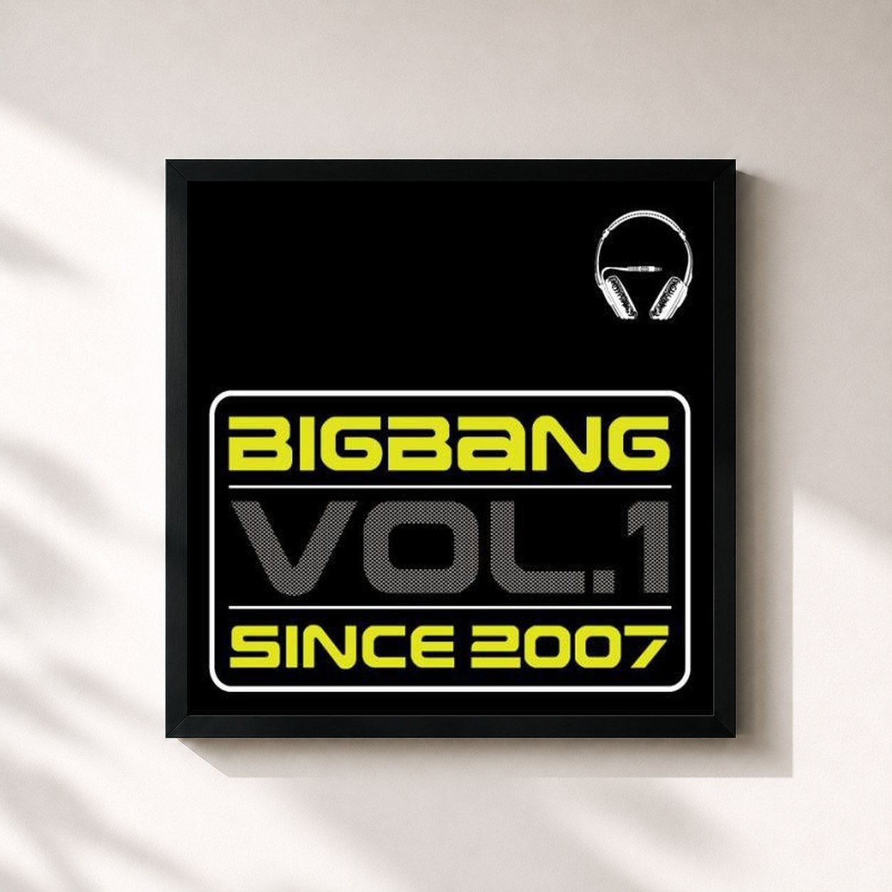 #noir Tableau carré de l'album BIGBANG Vol.1 de Bigbang, cadre noir 32x32 cm