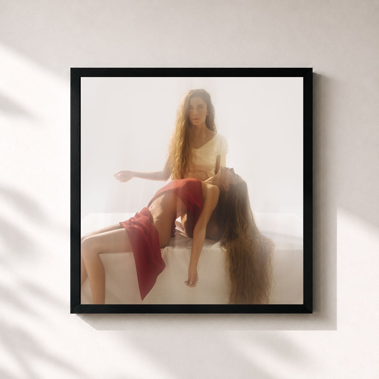 #noir Tableau carré de l'album Monstruo de Cami, cadre noir 32x32 cm