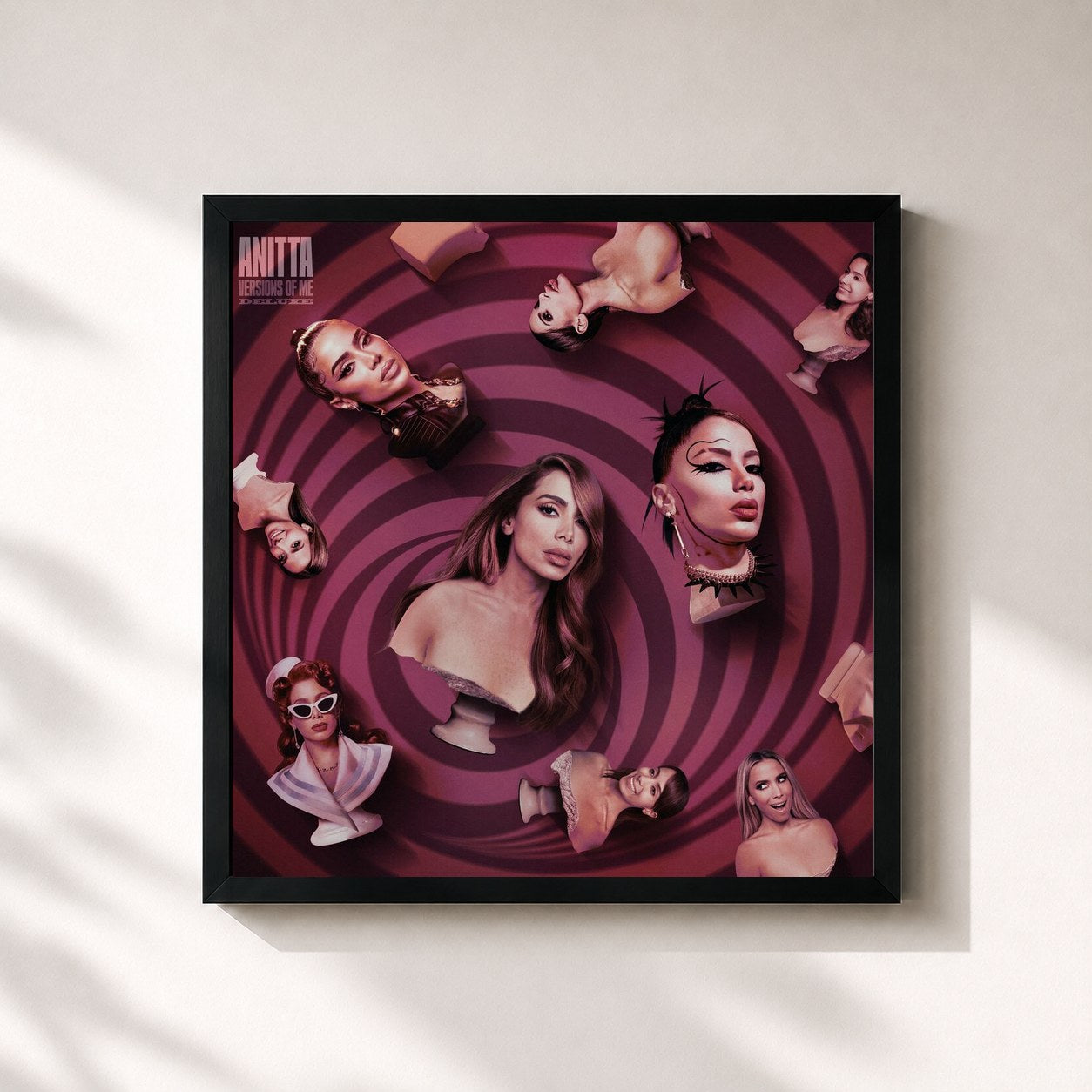 #noir Tableau carré de l'album Versions of Me (Deluxe) de Anitta, cadre noir 32x32 cm