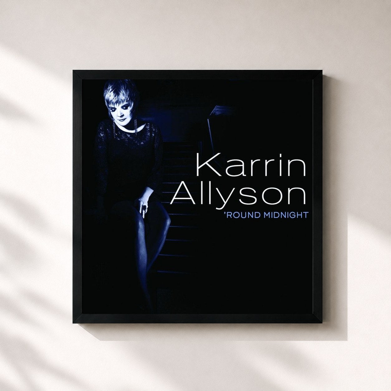 #noir Tableau carré de l'album 'Round Midnight de Karrin Allyson, cadre noir 32x32 cm