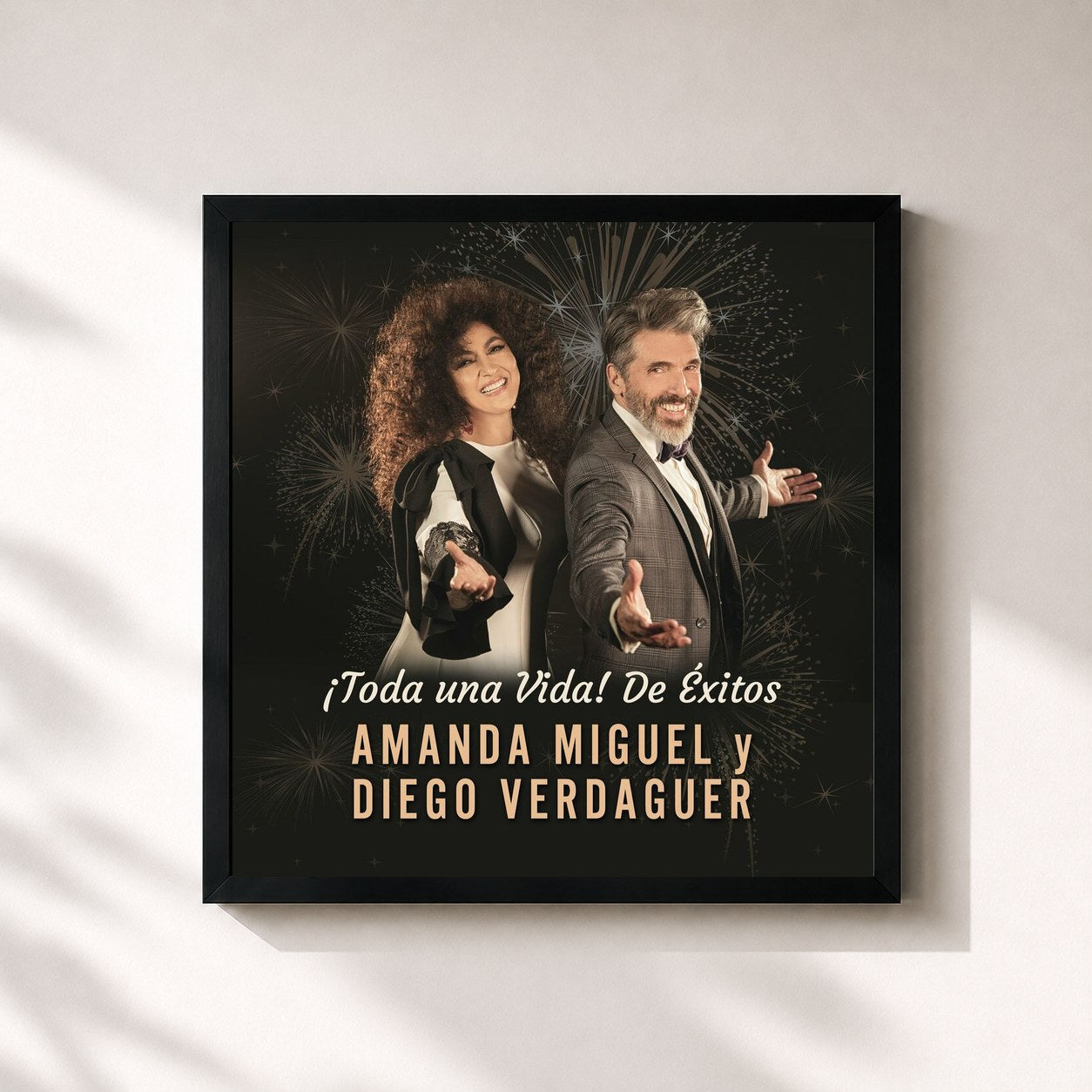 #noir Tableau carré de l'album ¡Toda Una Vida! De Éxitos de Diego Verdaguer, cadre noir 32x32 cm