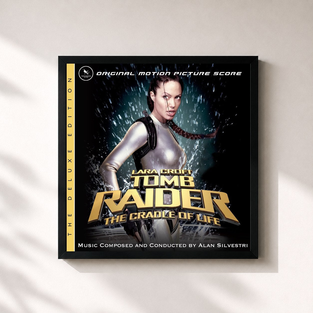 #noir Tableau carré de l'album Lara Croft: Tomb Raider - Cradle Of Life (Original Motion Picture Score Deluxe Edition) de Alan Silvestri, cadre noir 32x32 cm