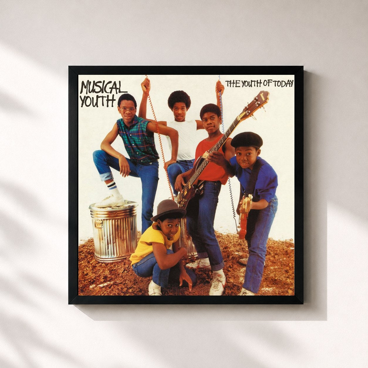 #noir Tableau carré de l'album The Youth Of Today de Musical Youth, cadre noir 32x32 cm