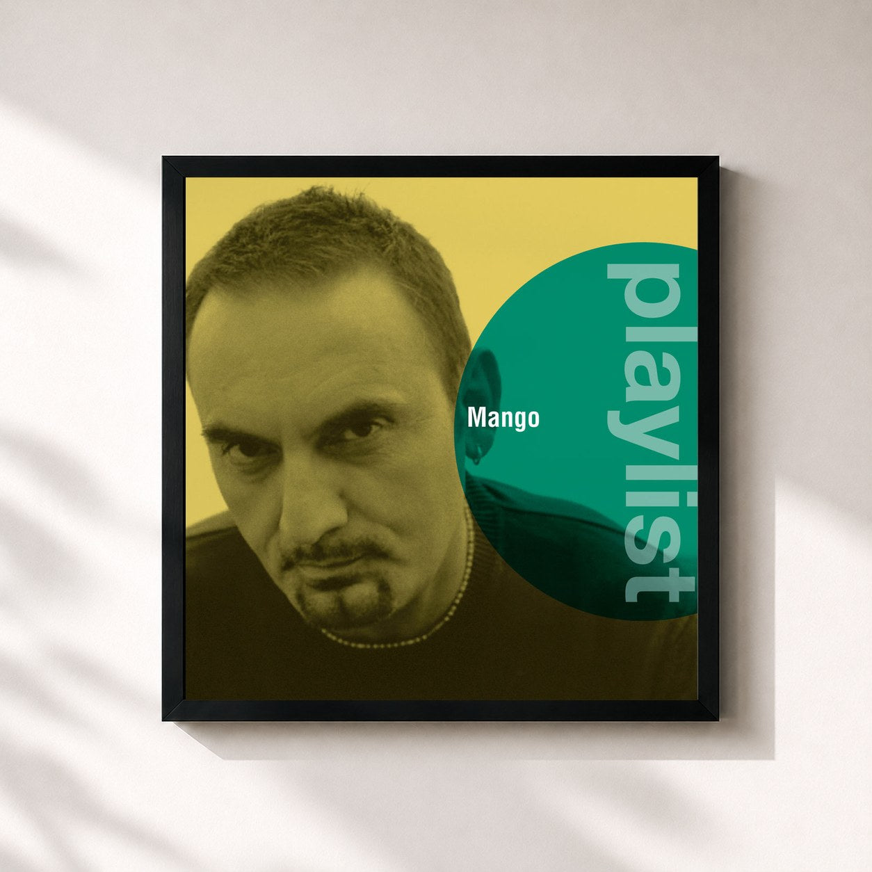 #noir Tableau carré de l'album Playlist: Mango de Mango, cadre noir 32x32 cm
