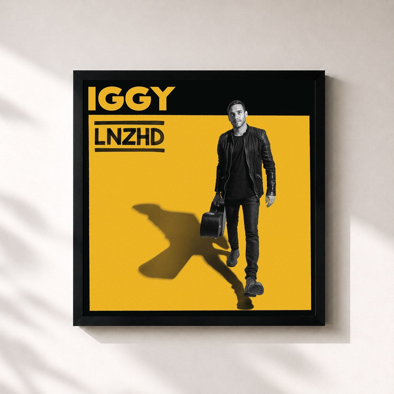 #noir Tableau carré de l'album LNZHD de Iggy, cadre noir 32x32 cm