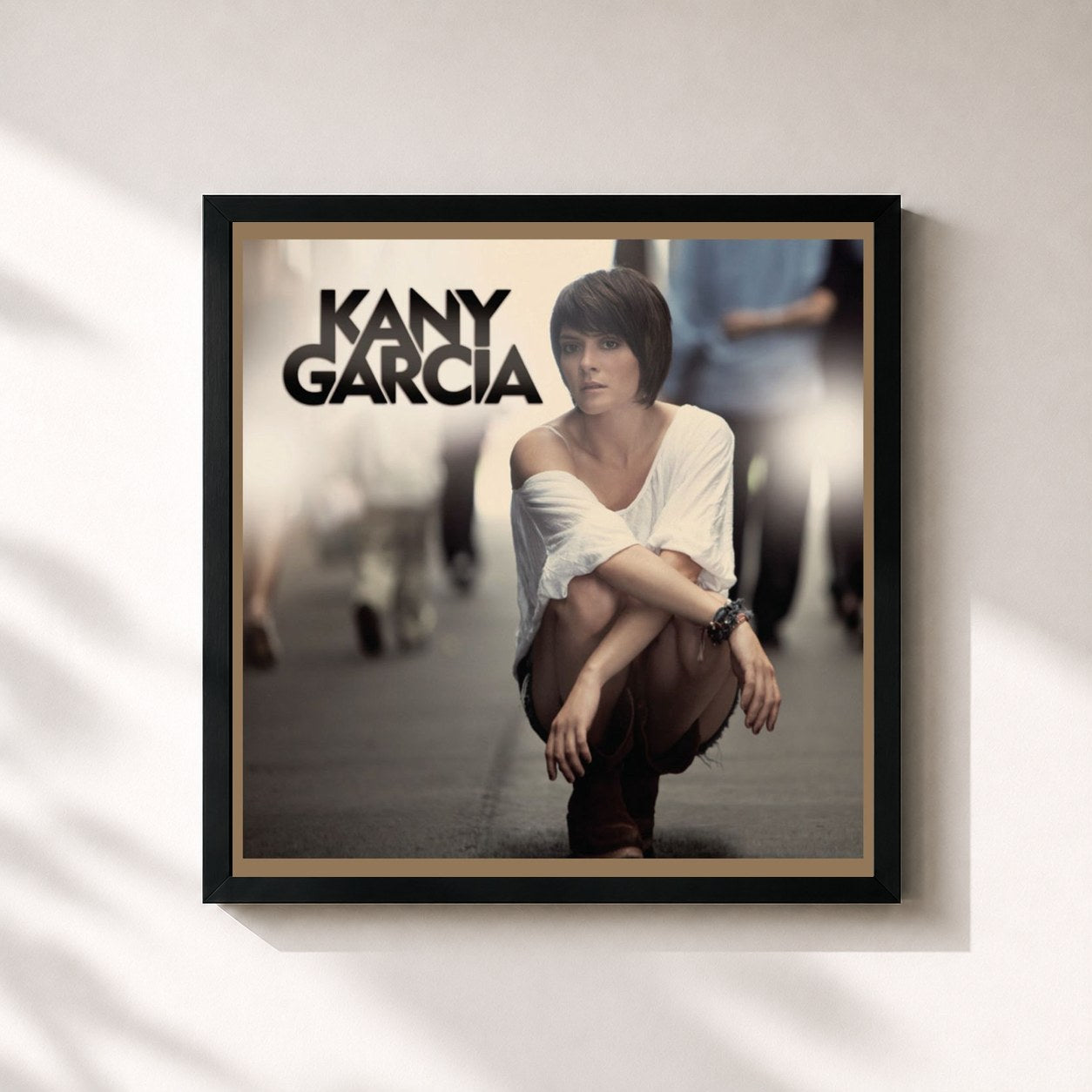 #noir Tableau carré de l'album Boleto De Entrada Deluxe Edition de Kany Garcia, cadre noir 32x32 cm