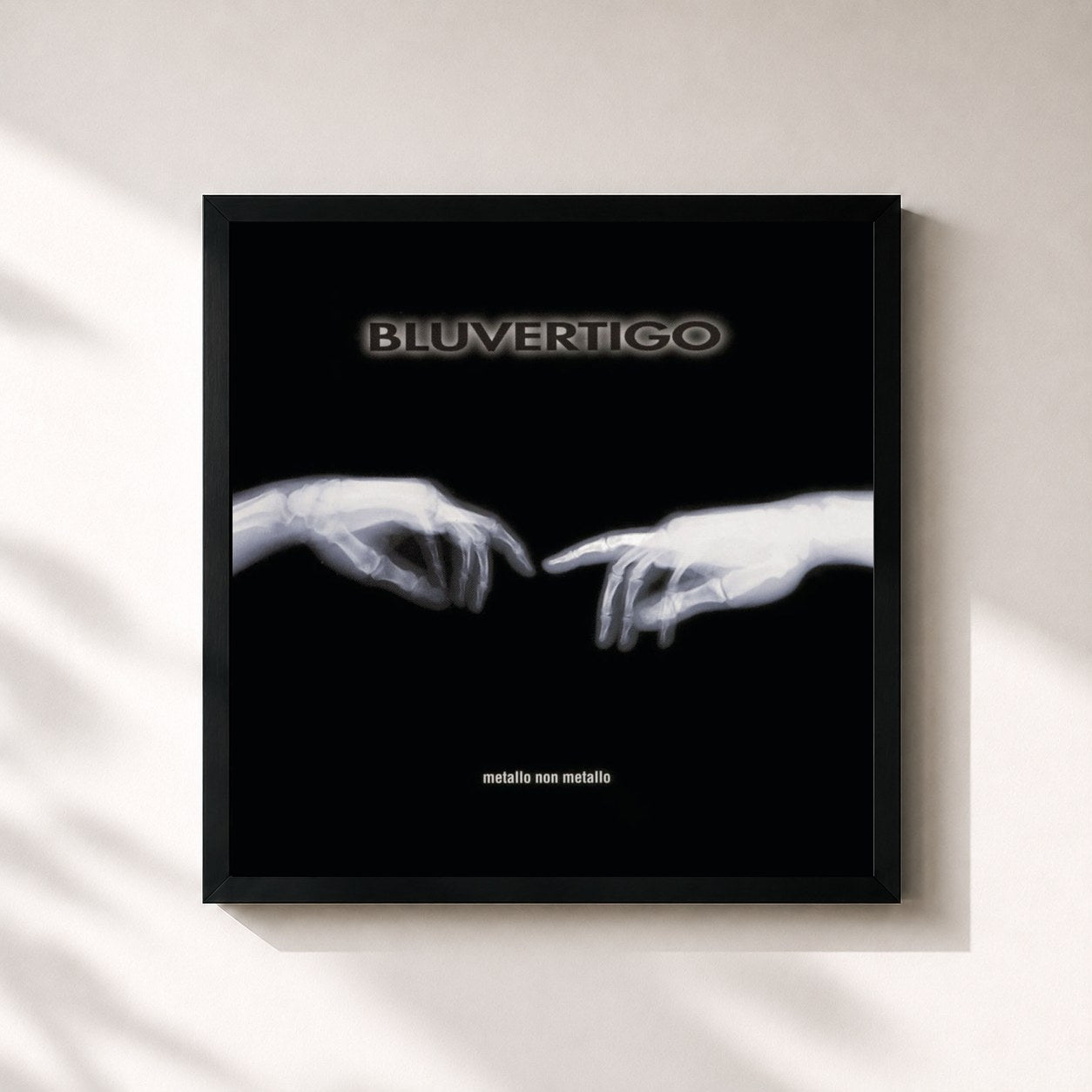 #noir Tableau carré de l'album Metallo Non Metallo de Bluvertigo, cadre noir 32x32 cm
