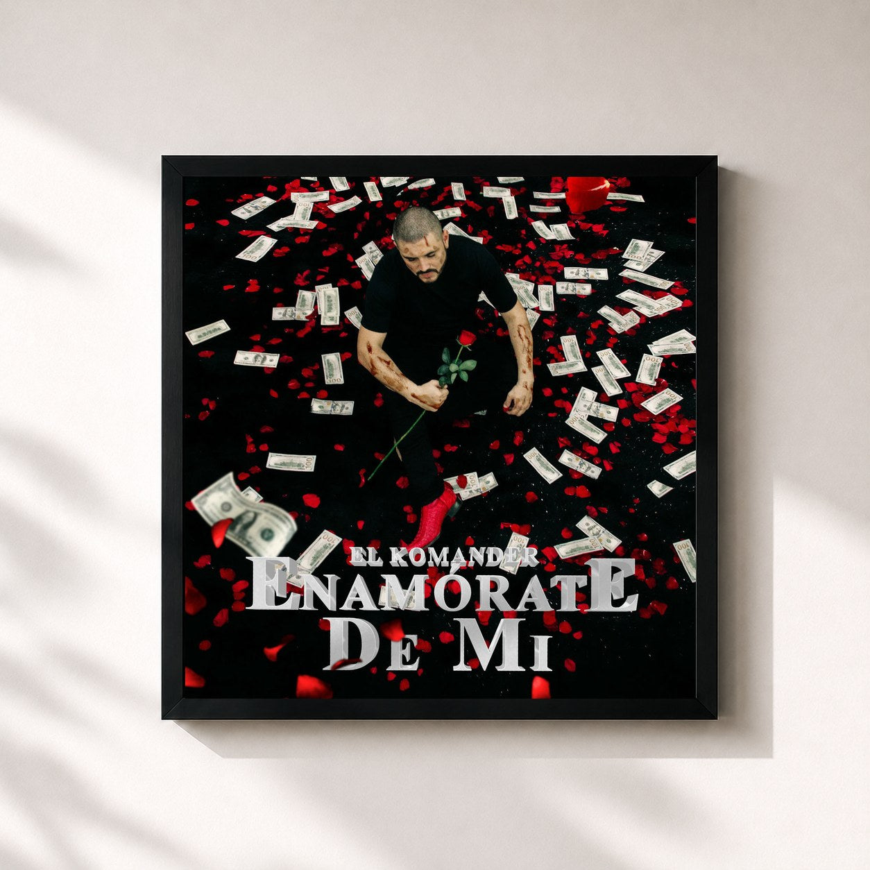 #noir Tableau carré de l'album Enamorate De Mi de El Komander, cadre noir 32x32 cm