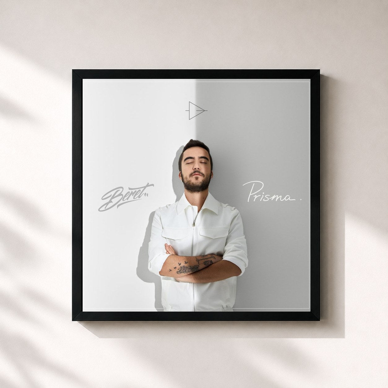 #noir Tableau carré de l'album Prisma de Beret, cadre noir 32x32 cm