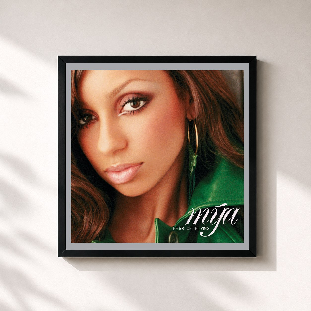 #noir Tableau carré de l'album Fear Of Flying (Expanded Edition) de Mýa, cadre noir 32x32 cm