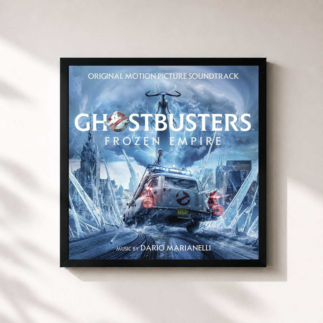 #noir Tableau carré de l'album Ghostbusters: Frozen Empire (Original Motion Picture Soundtrack) de Dario Marianelli, cadre noir 32x32 cm