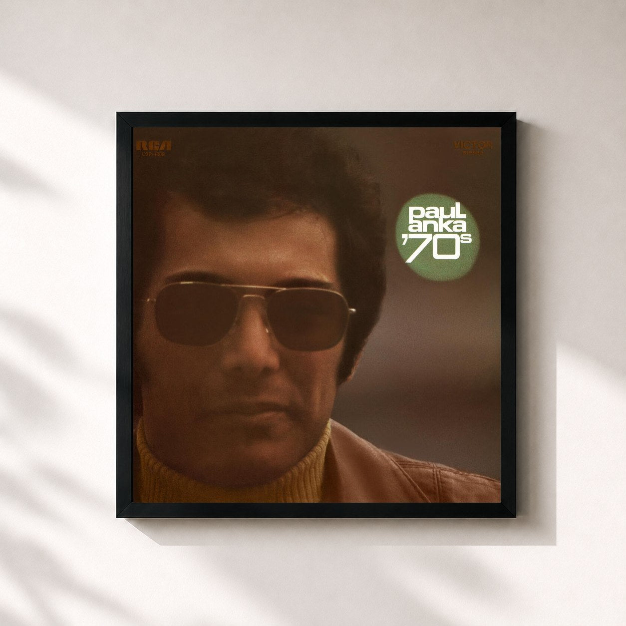 #noir Tableau carré de l'album 70's de Paul Anka, cadre noir 32x32 cm