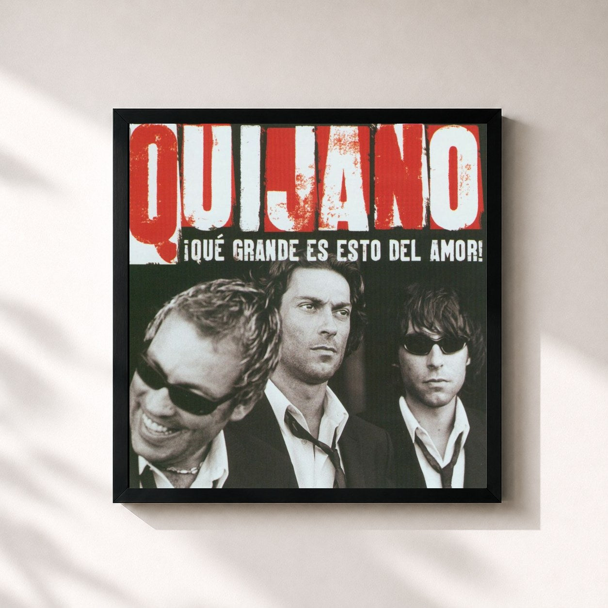 #noir Tableau carré de l'album Que grande es esto del amor (Ed. Especial) de Café Quijano, cadre noir 32x32 cm