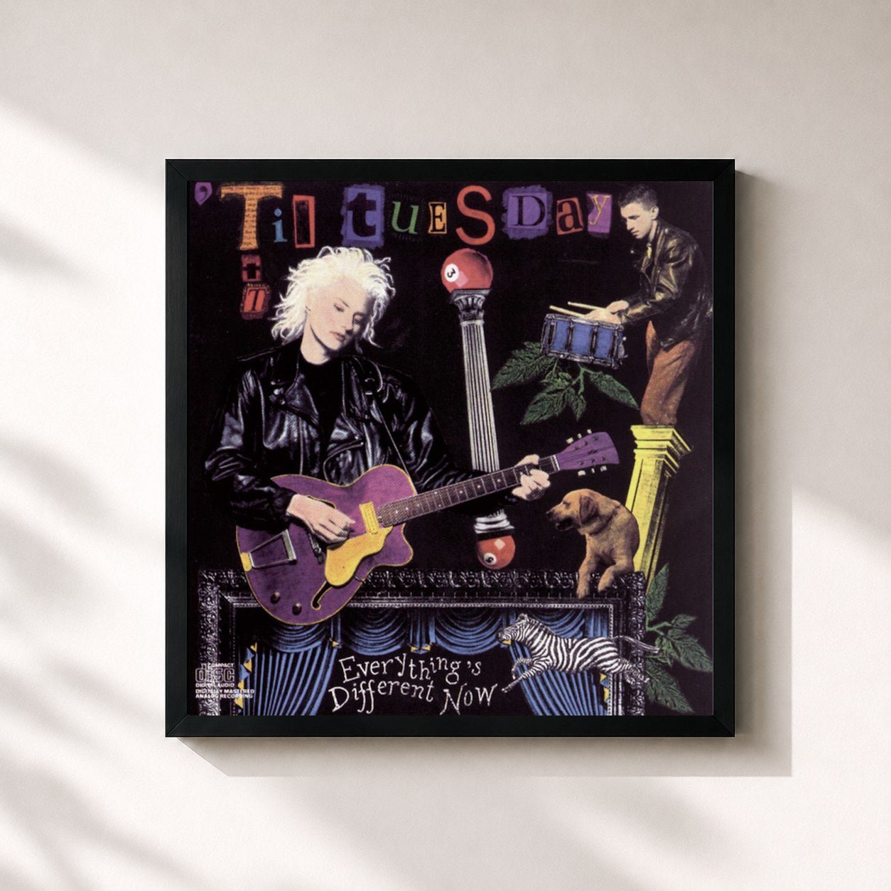 #noir Tableau carré de l'album Everything's Different Now de 'Til Tuesday, cadre noir 32x32 cm