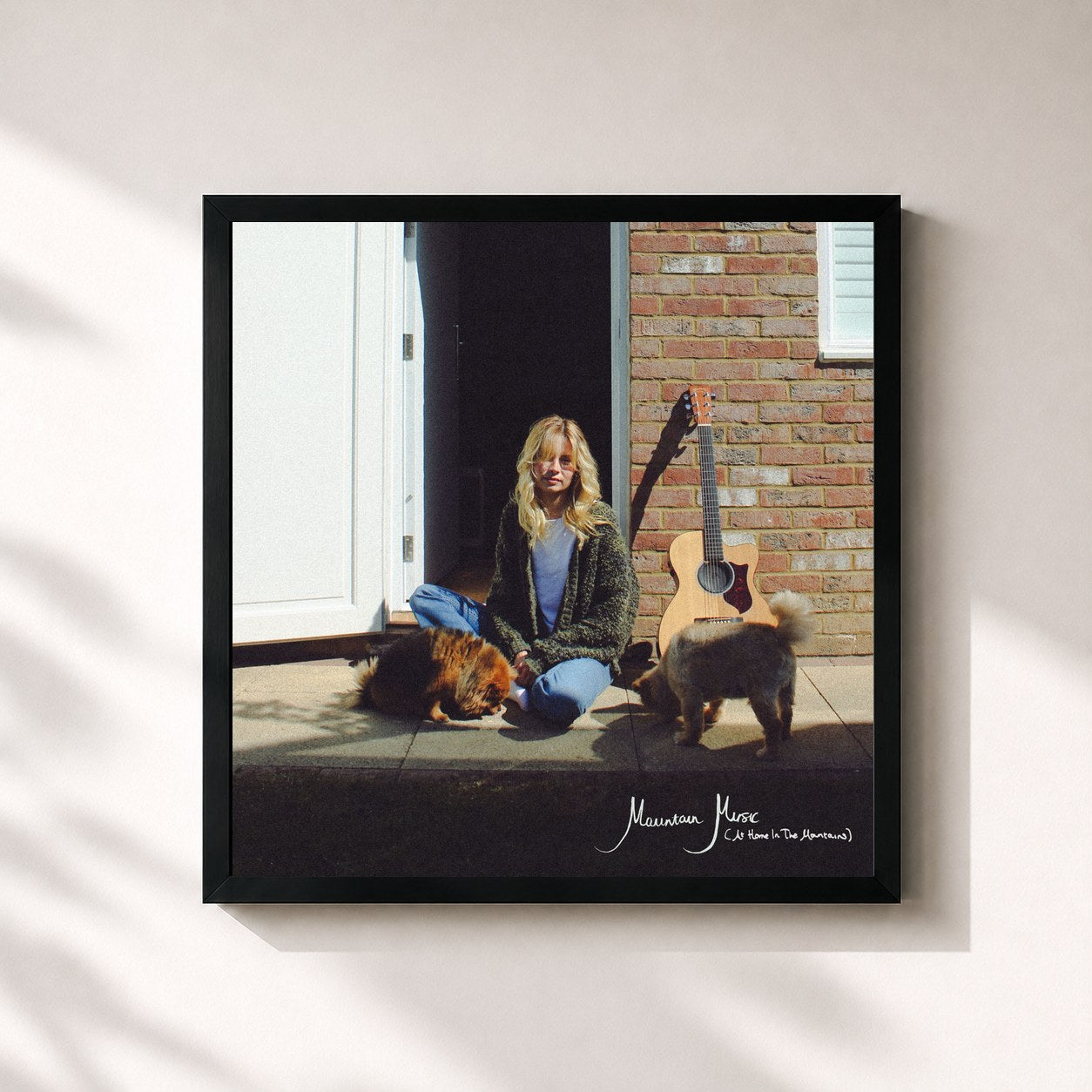 #noir Tableau carré de l'album Mountain Music (At Home In The Mountains) de Nina Nesbitt, cadre noir 32x32 cm