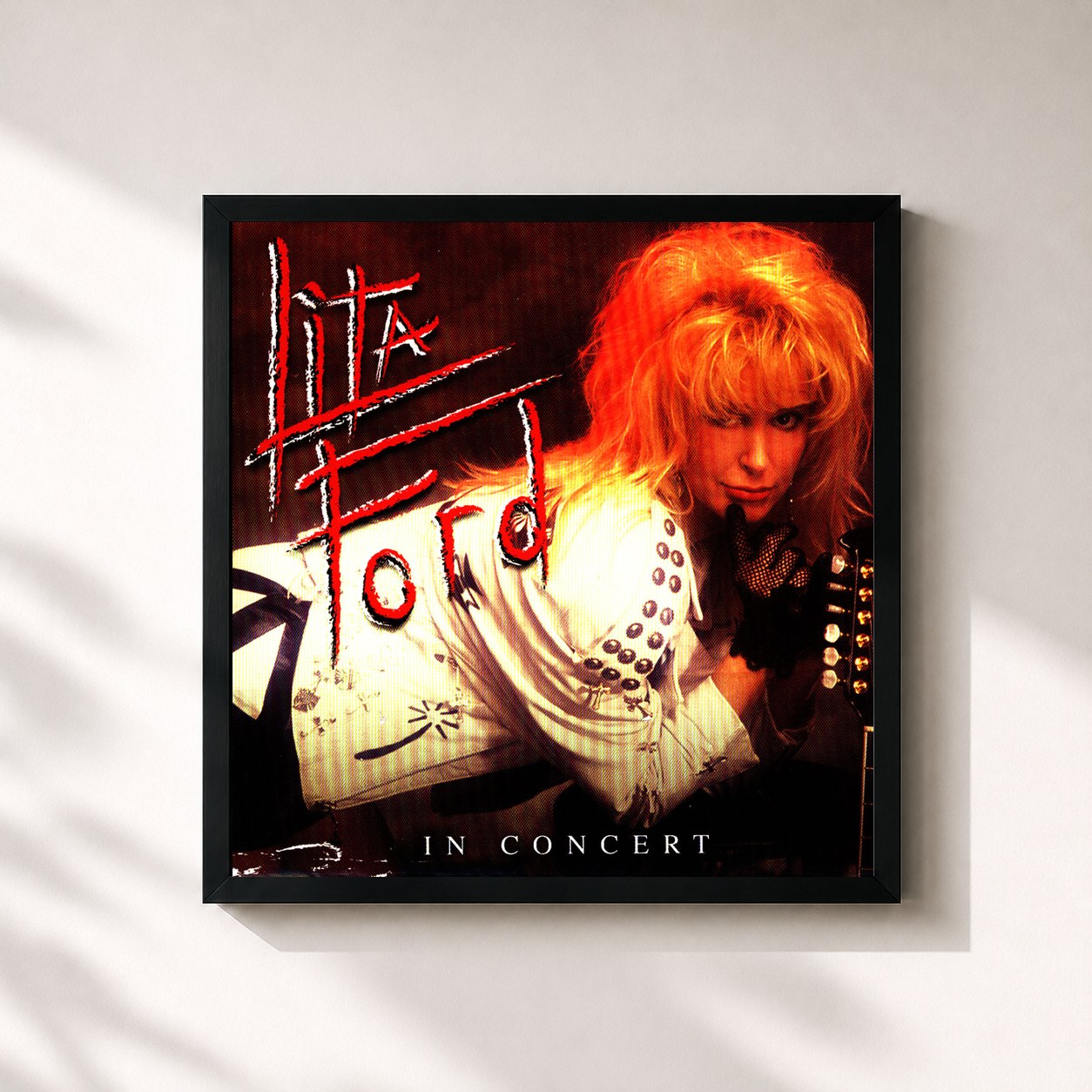 #noir Tableau carré de l'album In Concert de Lita Ford, cadre noir 32x32 cm