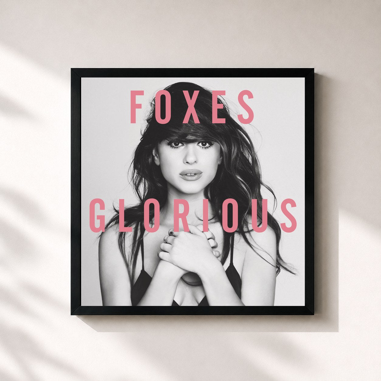 #noir Tableau carré de l'album Glorious de Foxes, cadre noir 32x32 cm