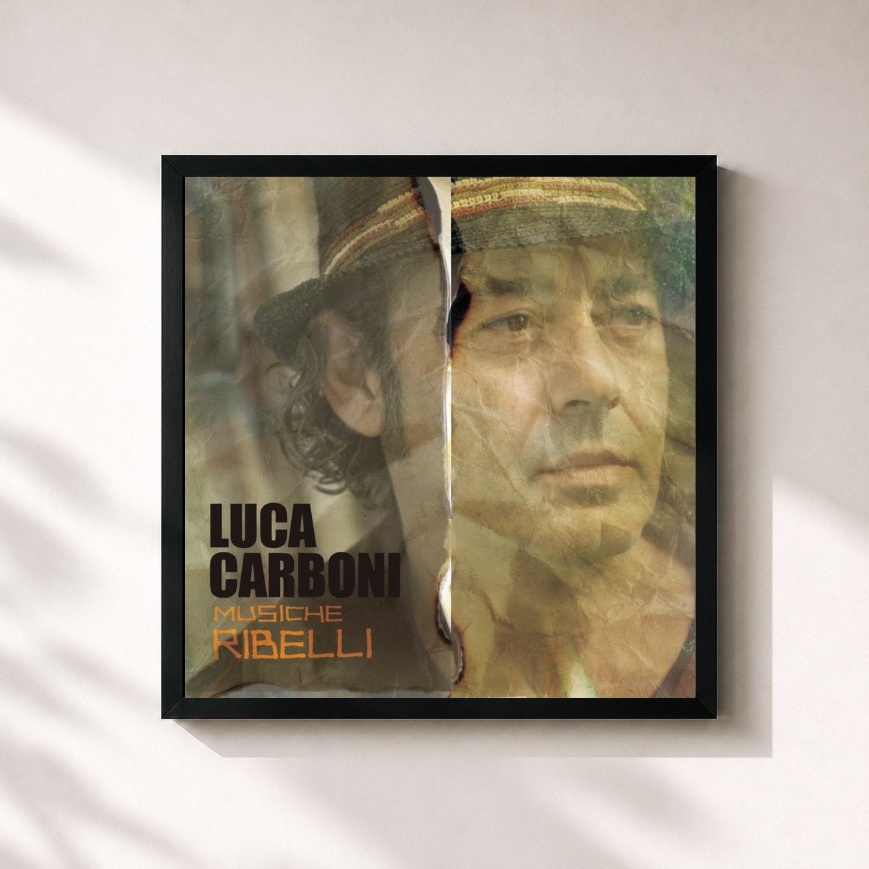 #noir Tableau carré de l'album Musiche Ribelli de Luca Carboni, cadre noir 32x32 cm